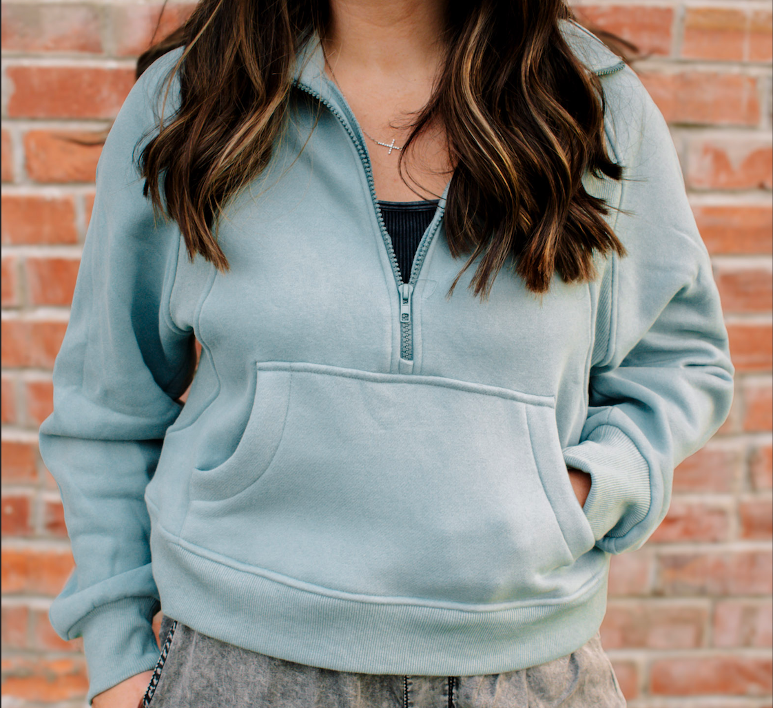 Gracyn Pullover